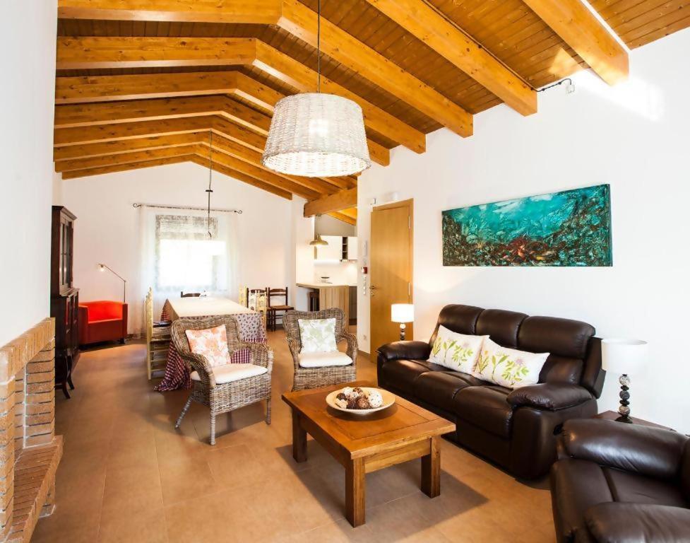 La Xiquella Formatges Artesans I Masoveria Bas ภายนอก รูปภาพ